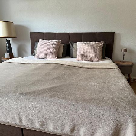 Schoene Ferienwohnung Mit Kostenlosem Parkplatz コットブス エクステリア 写真