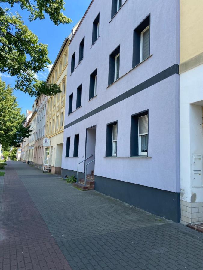 Schoene Ferienwohnung Mit Kostenlosem Parkplatz コットブス エクステリア 写真