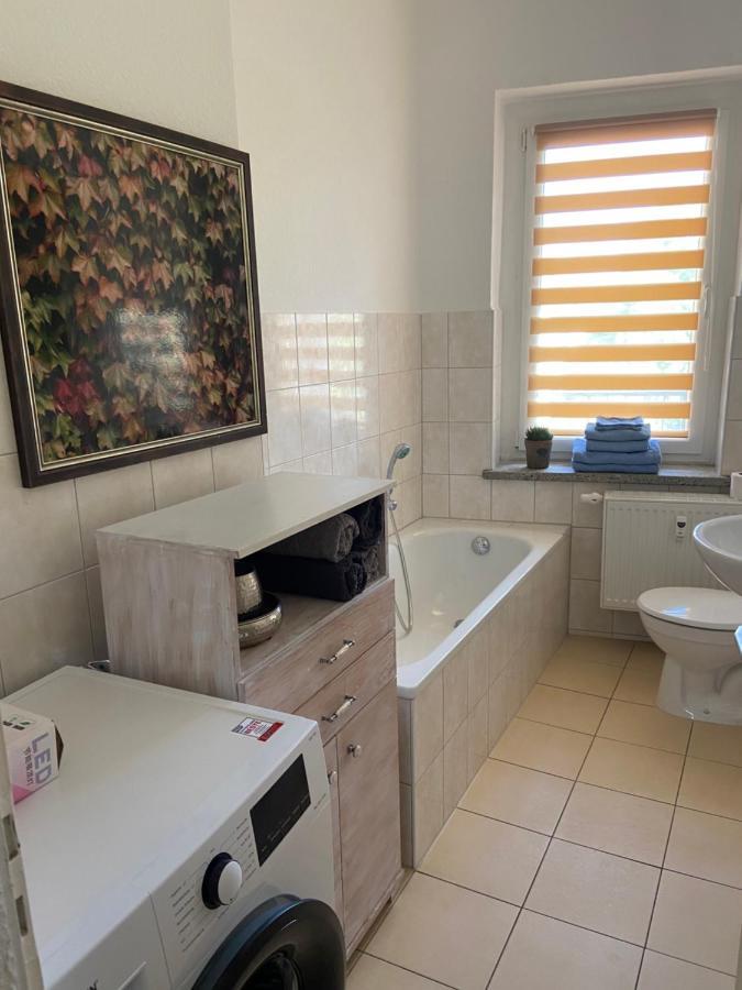 Schoene Ferienwohnung Mit Kostenlosem Parkplatz コットブス エクステリア 写真